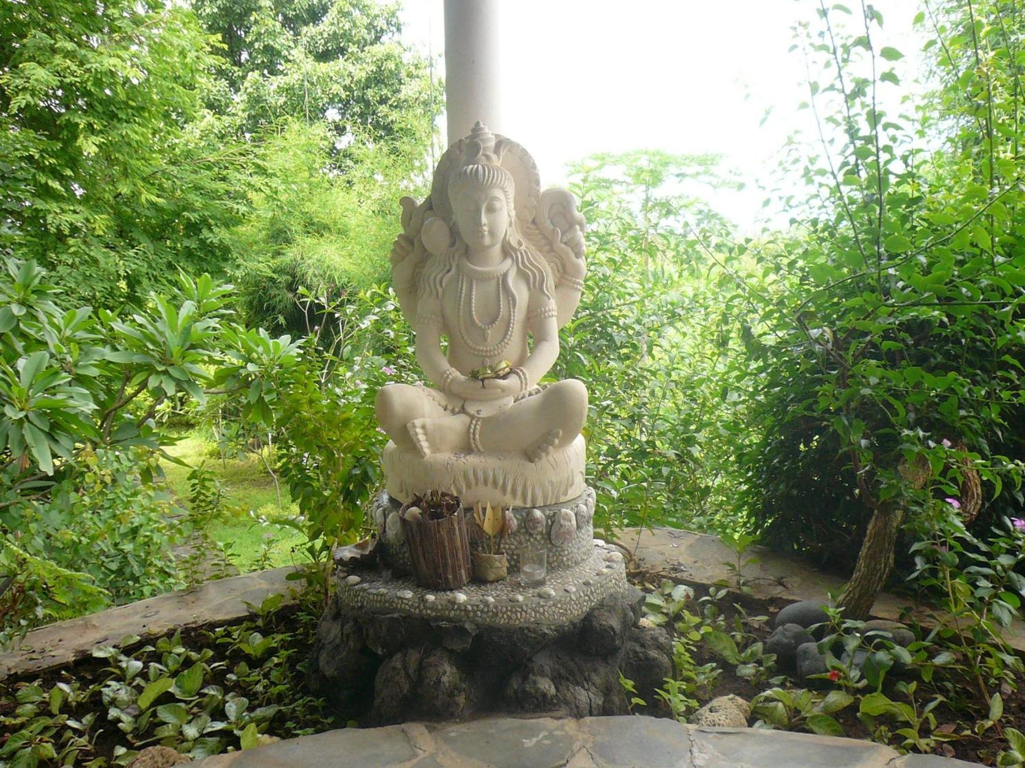 Sananda Bungalow Lovina Buitenkant foto