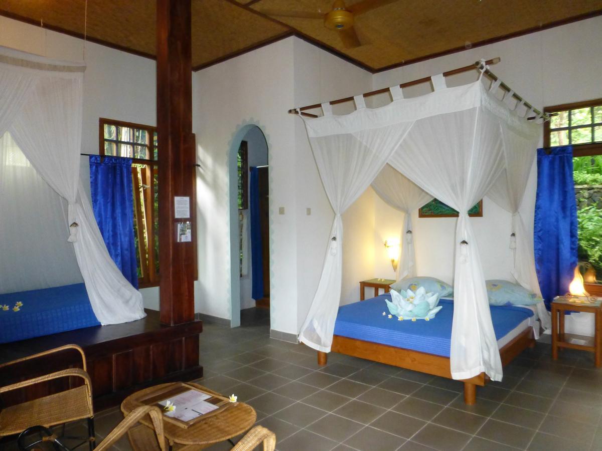 Sananda Bungalow Lovina Buitenkant foto