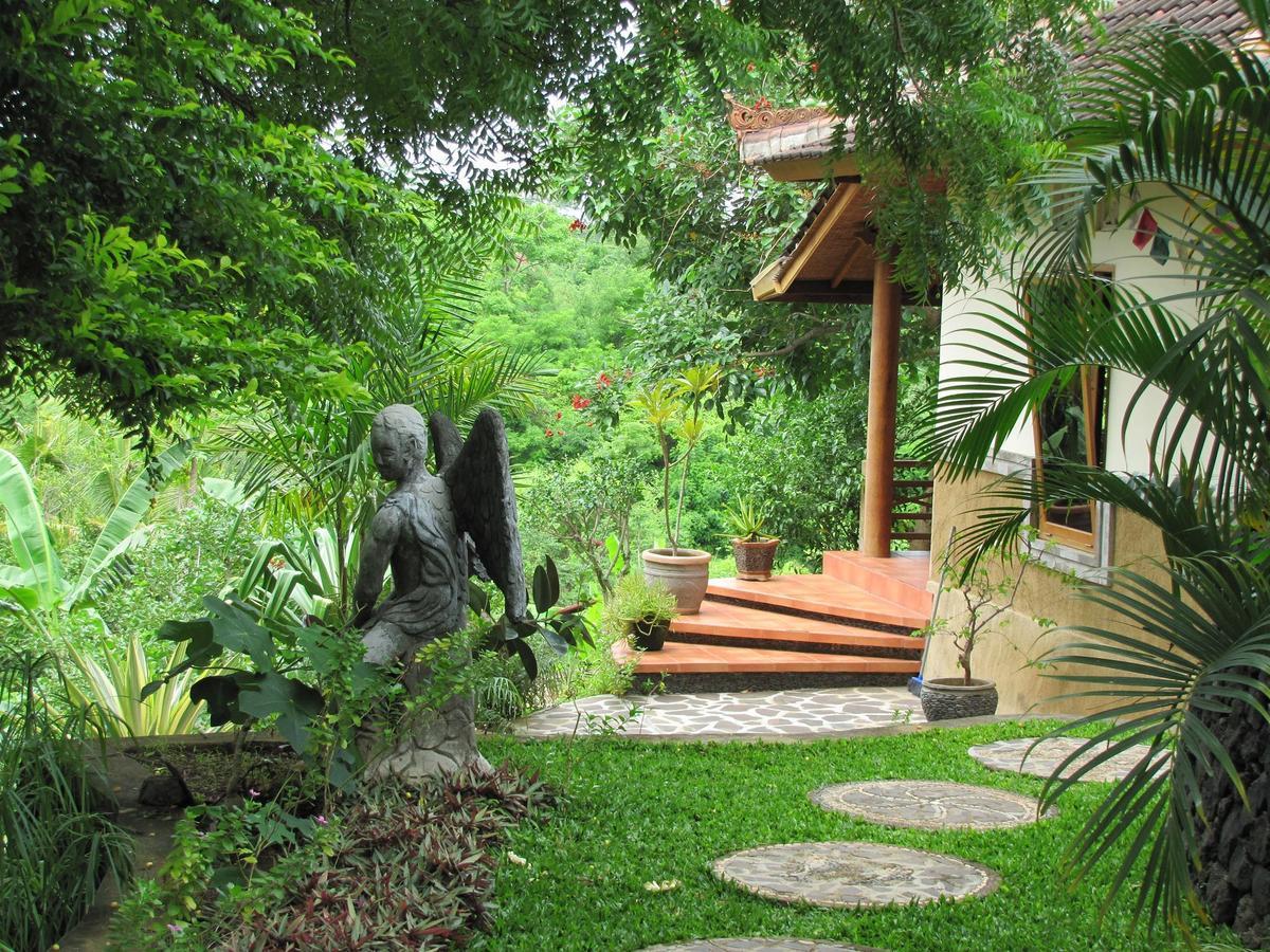 Sananda Bungalow Lovina Kamer foto